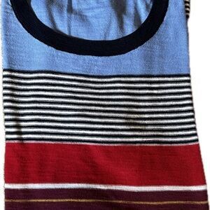 Loft Crew Sweater Short Sleeve, Multi-colored excellent condition Size Medium